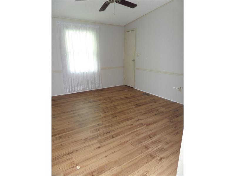1636 W SCHWARTZ BOULEVARD, Lady Lake, FL 32159