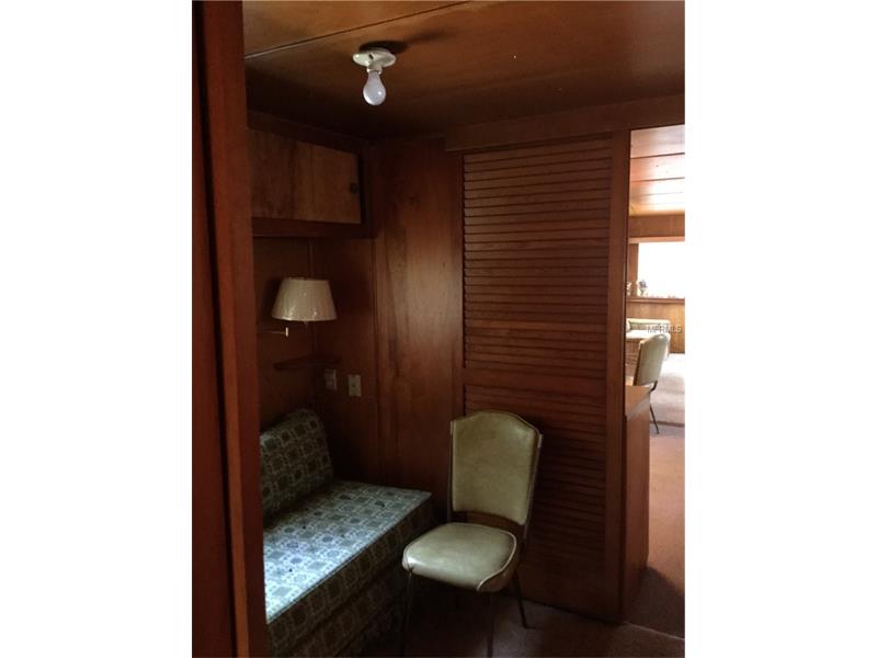 105 LAKE GRIFFIN ROAD, Lady Lake, FL 32159