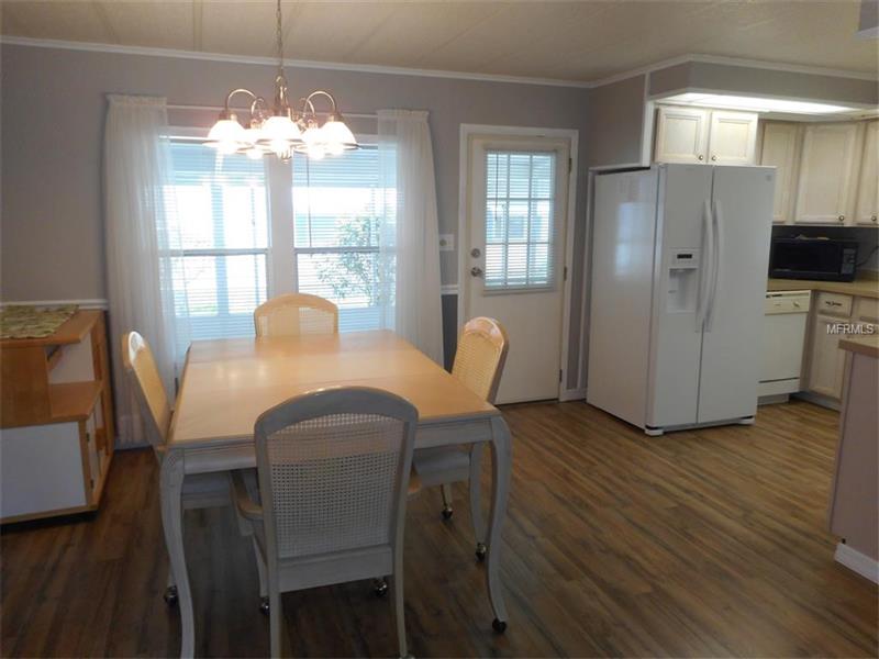 913 SILVER OAK AVENUE, The Villages, FL 32159
