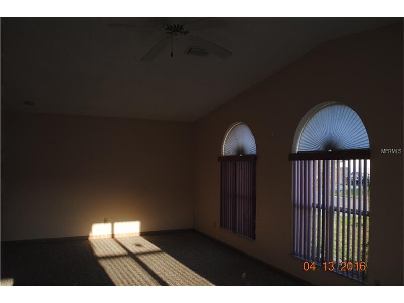 937Chula Ct, Lady Lake, FL 32159