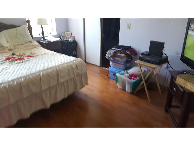 1118 PARADISE DRIVE, Lady Lake, FL 32159