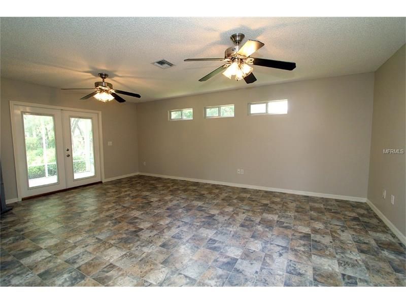 1203 CRABAPPLE LANE, Lady Lake, FL 32159