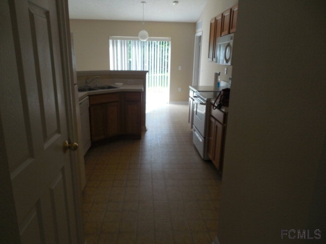 133 Rae Drive, Palm Coast, FL 32164
