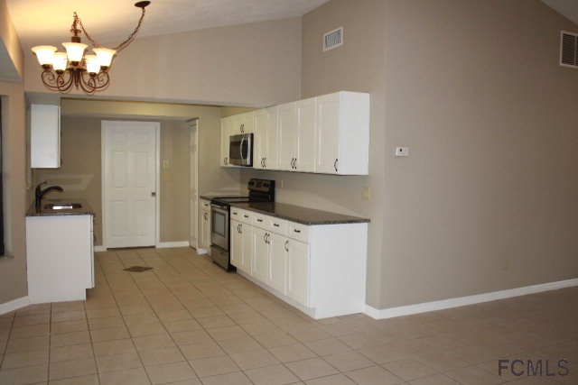 14 Pritchard Dr, Palm Coast, FL 32164