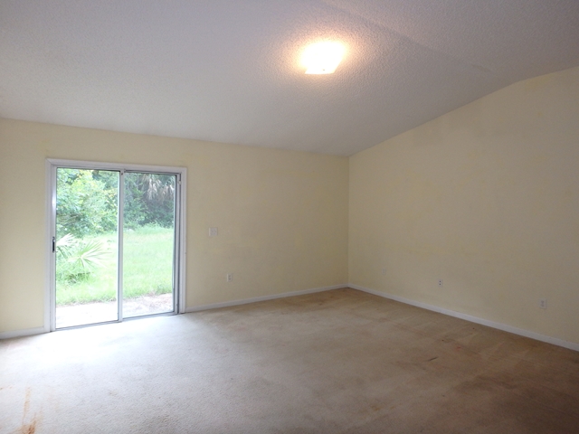 43 Randolph Dr, Palm Coast, FL 32164