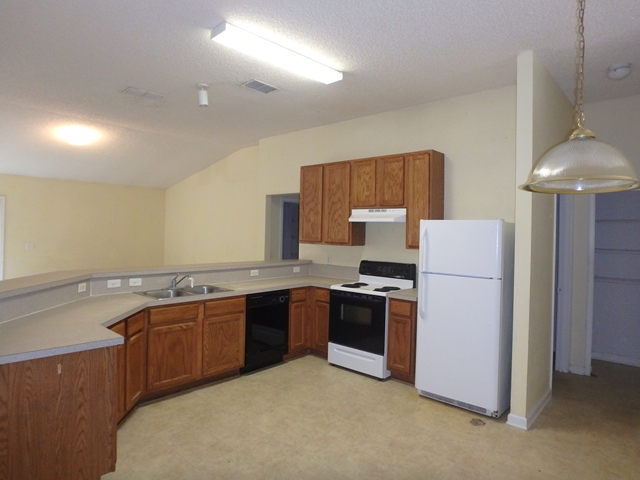 43 Randolph Dr, Palm Coast, FL 32164