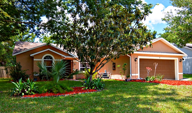 13 Putter Drive, Palm Coast, FL 32164