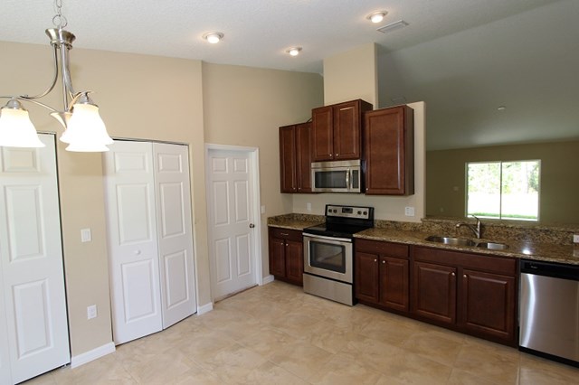 87 Karas Trail, Palm Coast, FL 32164