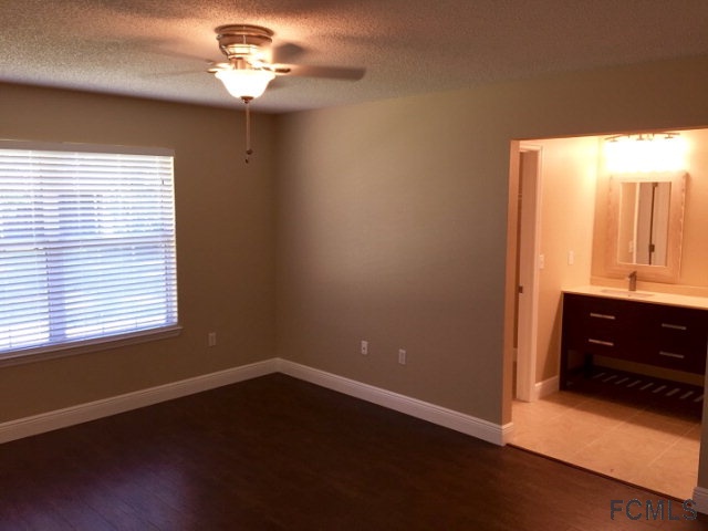 4 Reindeer Lane, Palm Coast, FL 32164