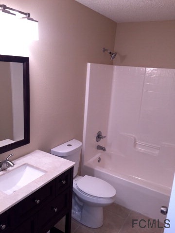 4 Reindeer Lane, Palm Coast, FL 32164