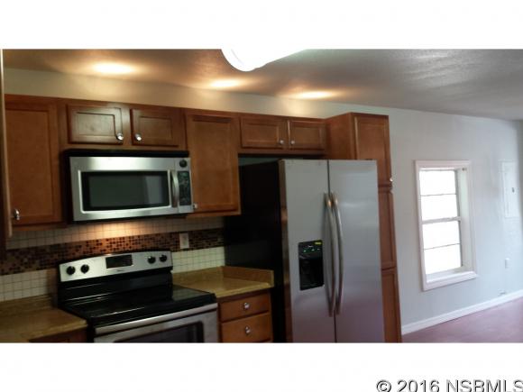 335 Myrtle Ave, New Smyrna Beach, FL 32168