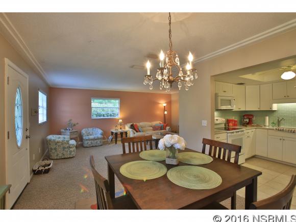 837 11th Ave, New Smyrna Beach, FL 32169