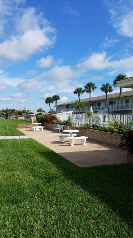 335 N Causeway, New Smyrna Beach, FL 32169