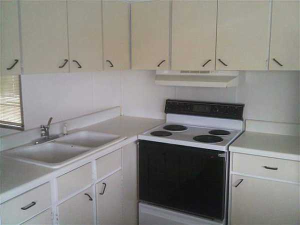 Life Village Mobile Home Park530 Sunnybrook Circle WOrmond Beach, FL 32174