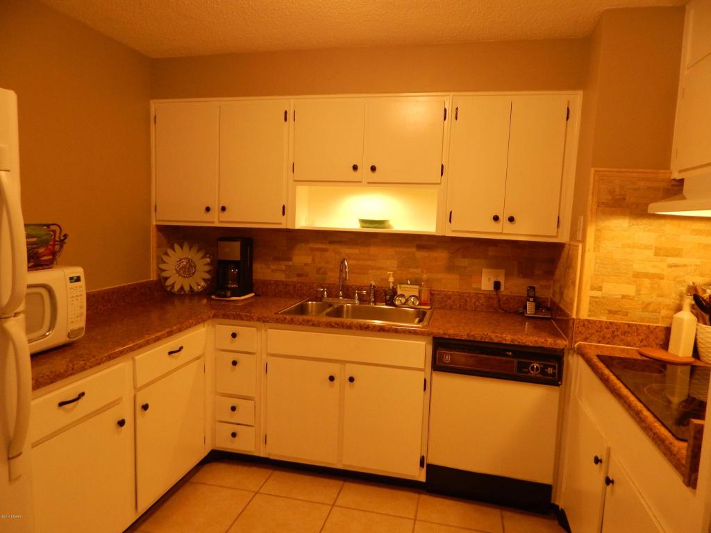 93 RIVER BEACH Drive, Ormond Beach, FL 32176