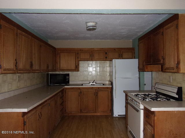 205 BATES AVE, Palatka, FL 32177