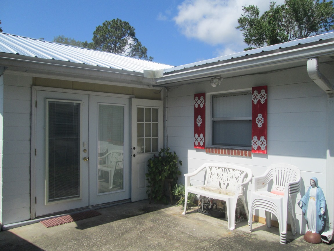 1918 Locust Ave, Palatka, FL 32177