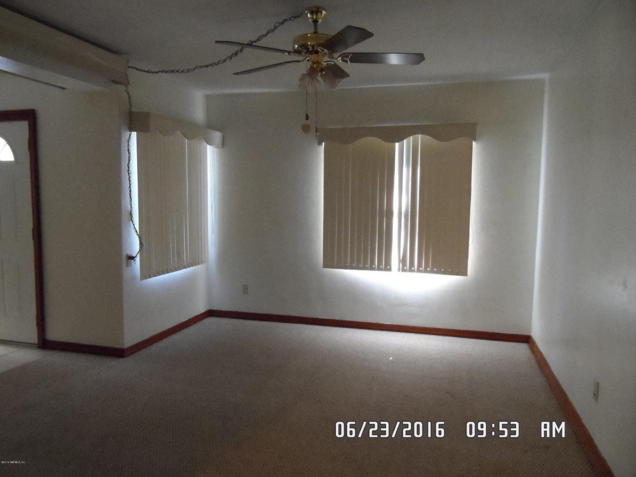 114 West Oak Hill Dr, Palatka, FL 32177