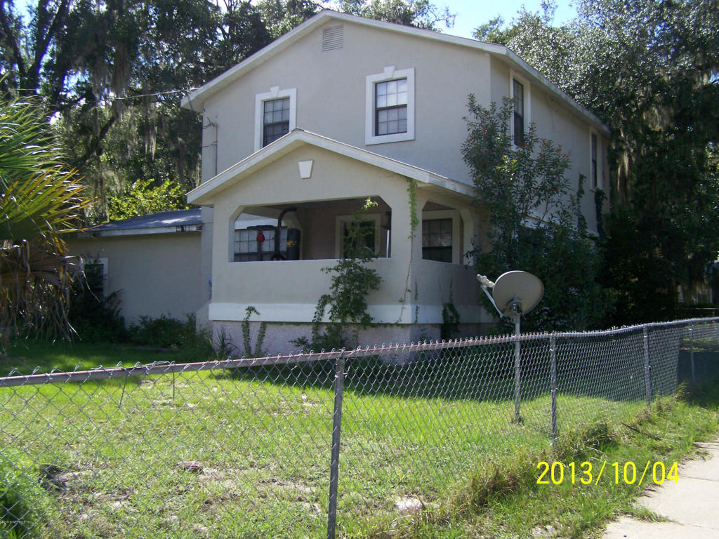 800 South 15TH ST, Palatka, FL 32177