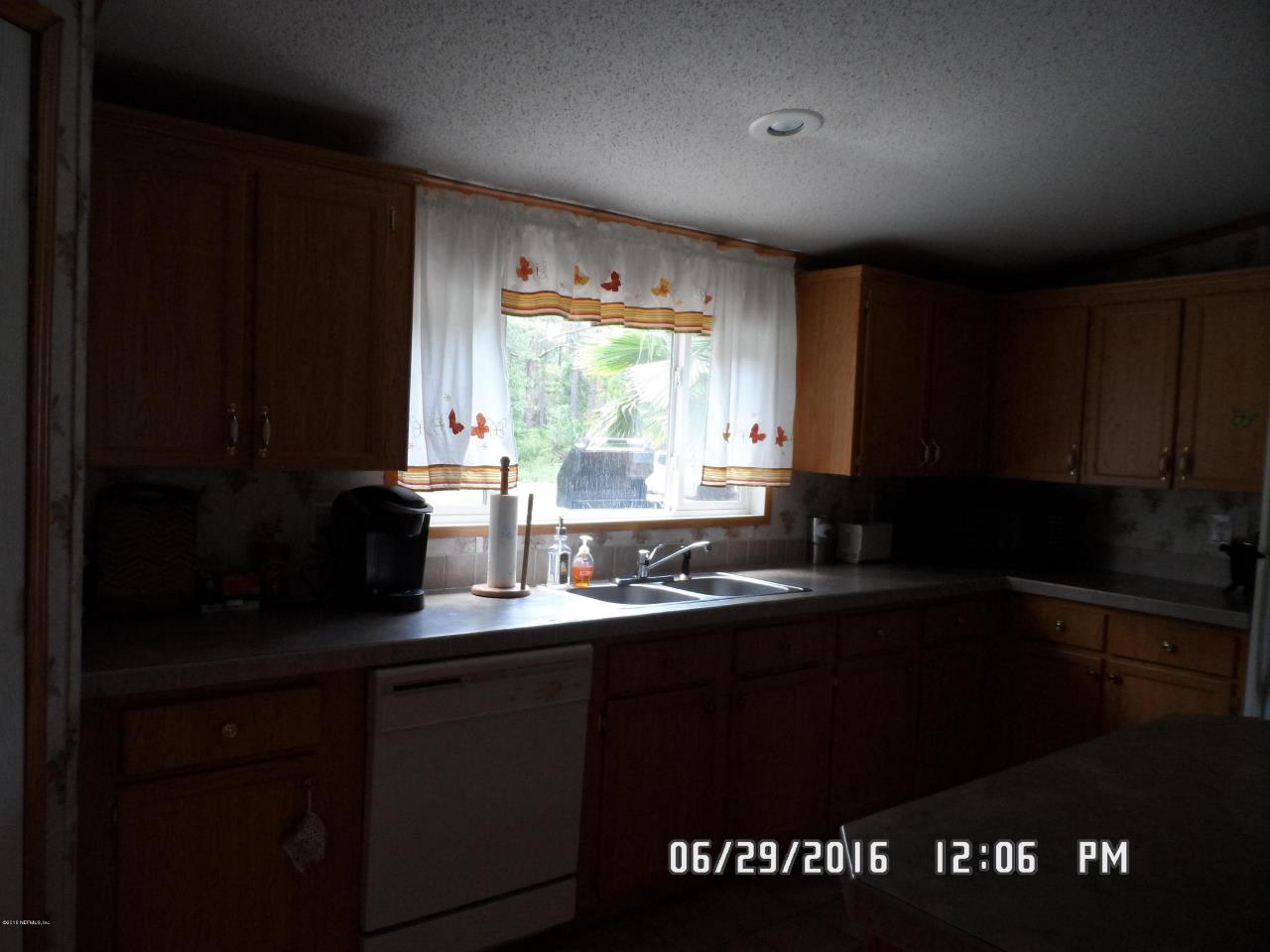123 Sailfish Dr, Palatka, FL 32177