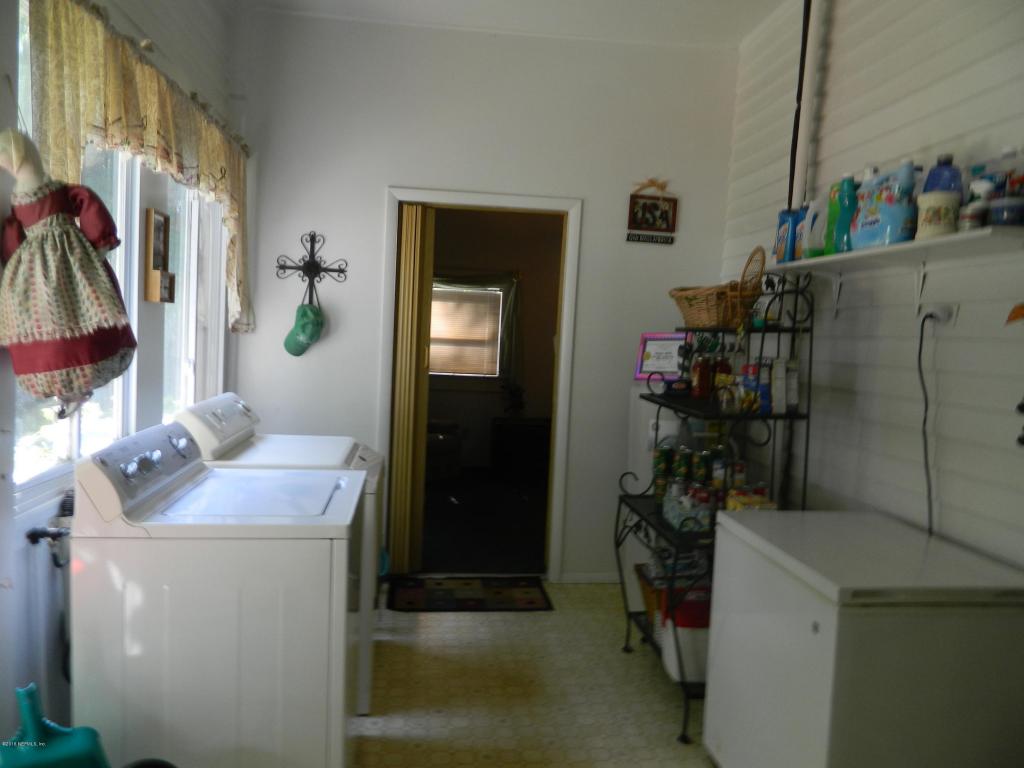 812 OAK ST, Palatka, FL 32177
