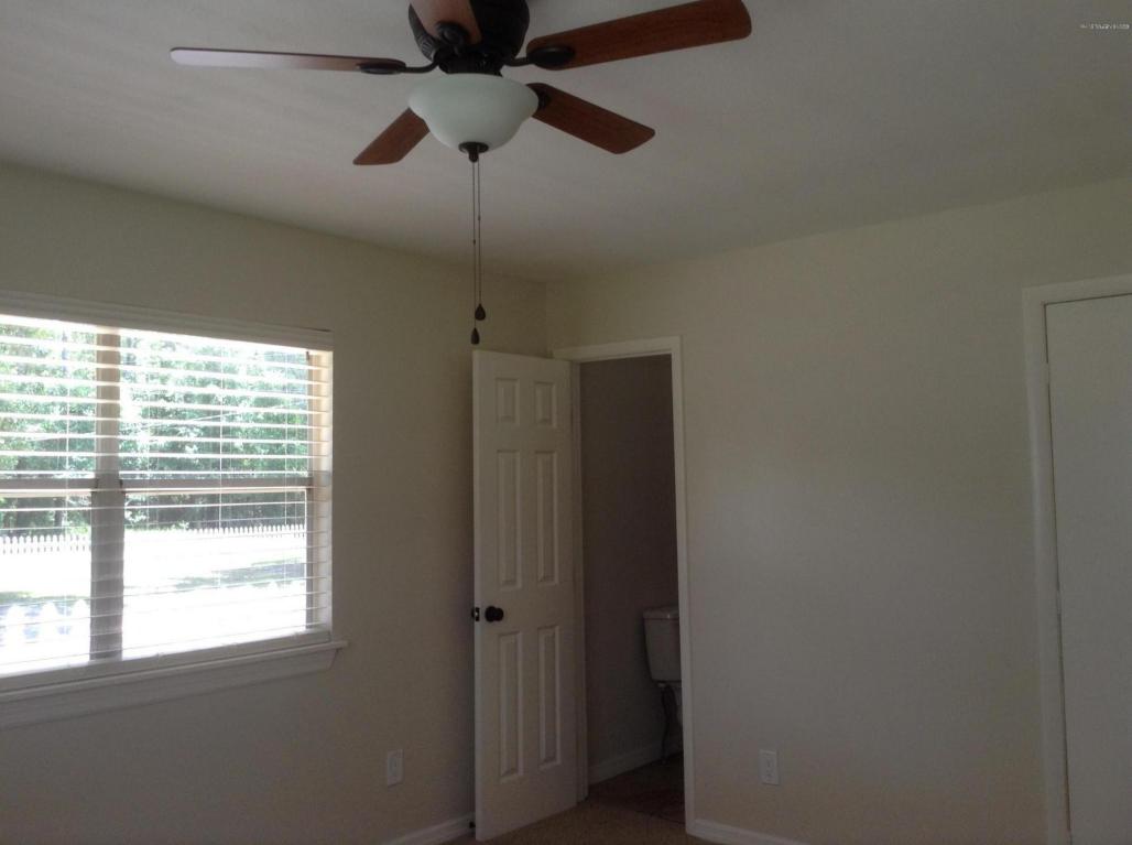 374 West RIVER RD, Palatka, FL 32177