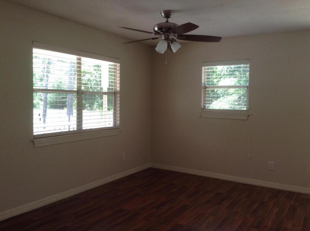 374 West RIVER RD, Palatka, FL 32177