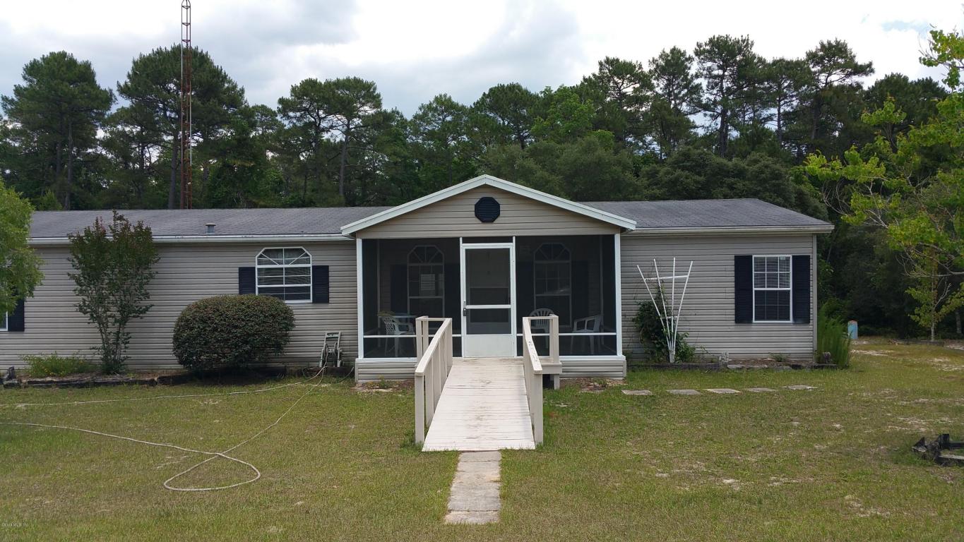 551 Fisher Road, Ocklawaha, FL 32179