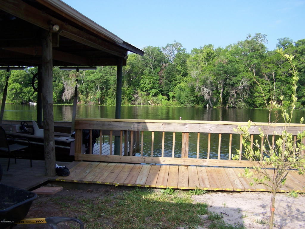 156 MAGNOLIA TRL, Satsuma, FL 32189