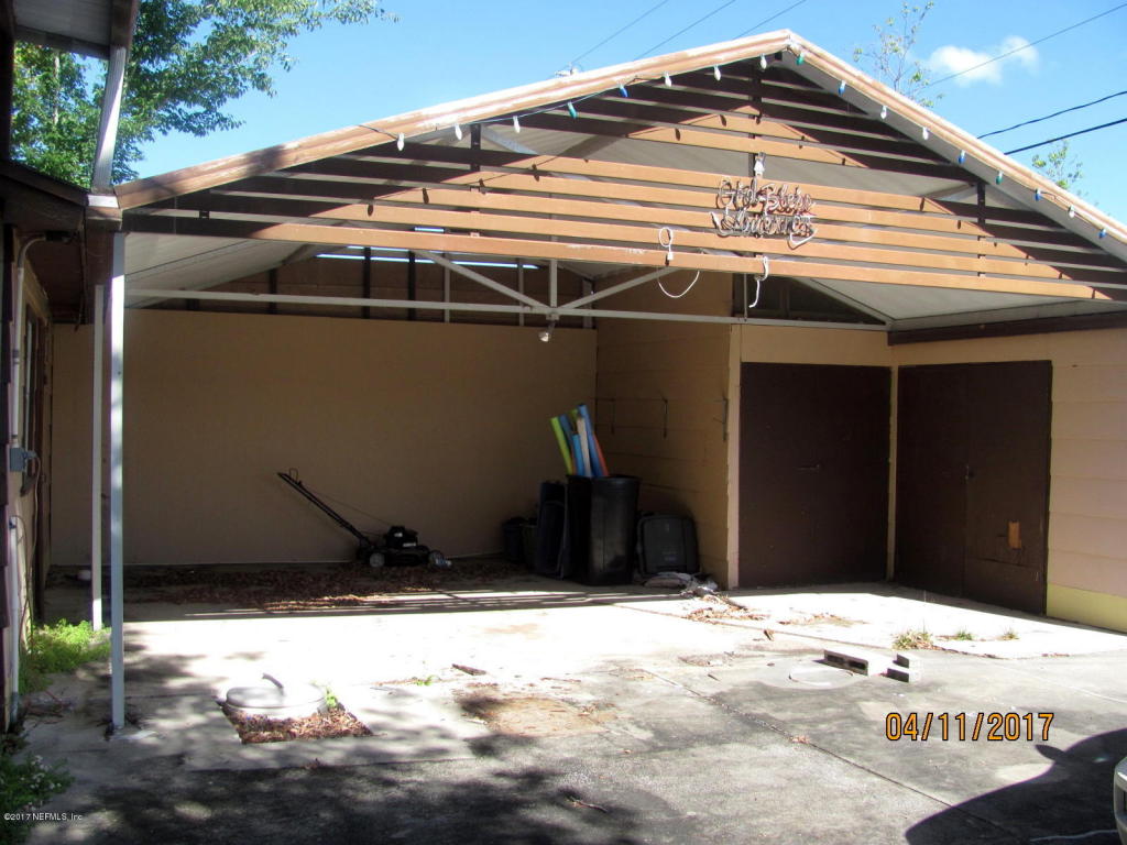 245 Sportsman Drive, Welaka, FL 32193