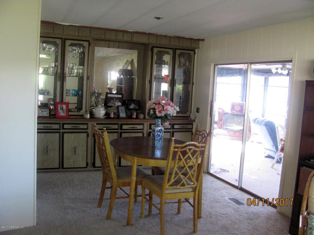 245 Sportsman Drive, Welaka, FL 32193