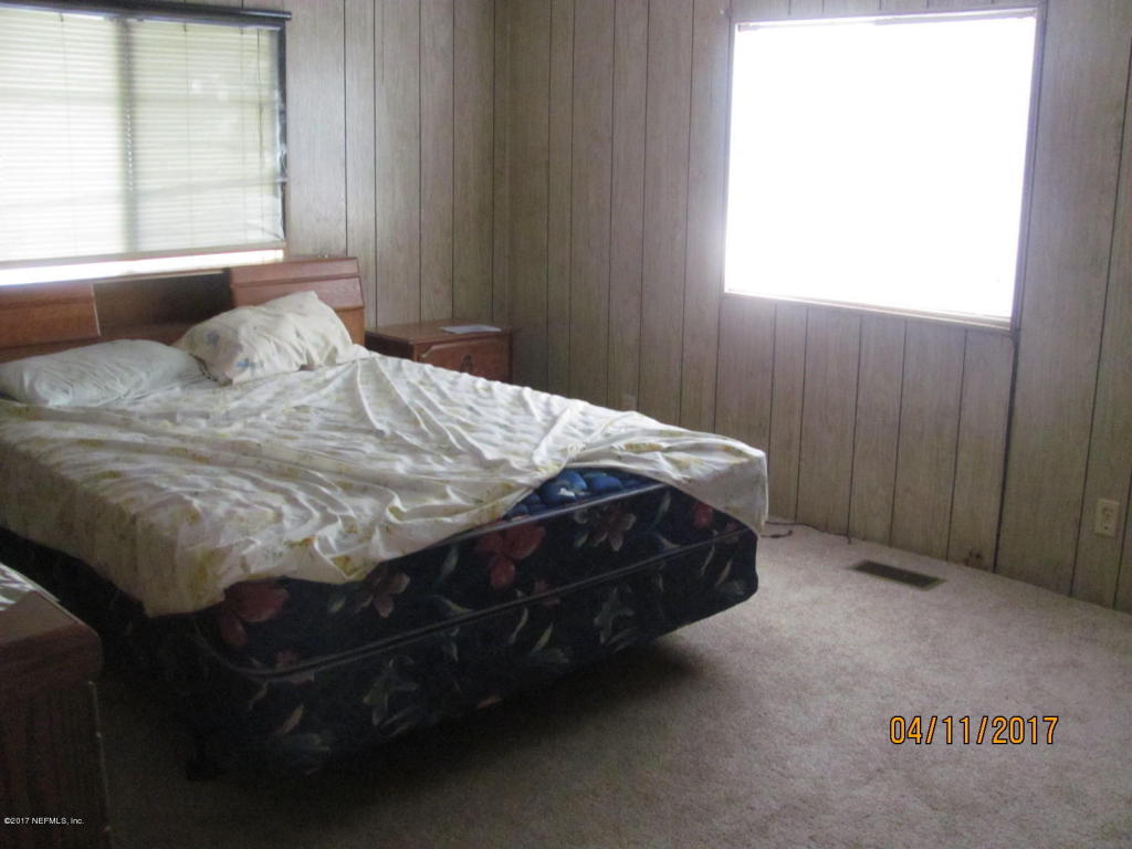 245 Sportsman Drive, Welaka, FL 32193
