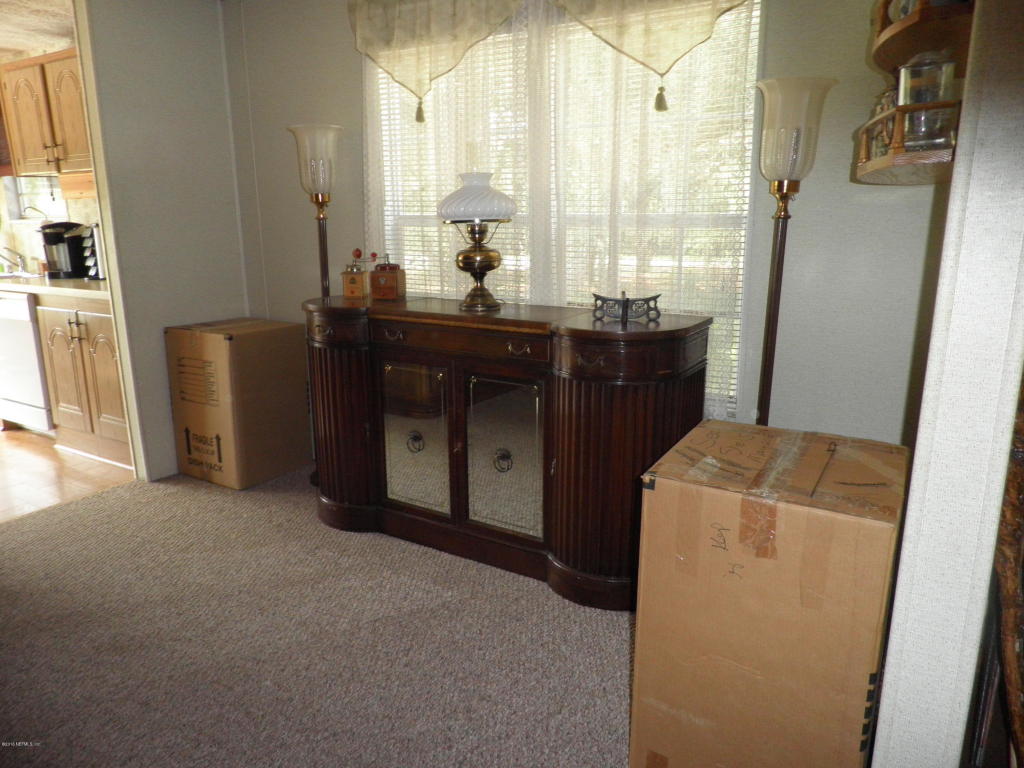 268 BEULAH CHURCH RD, Welaka, FL 32193