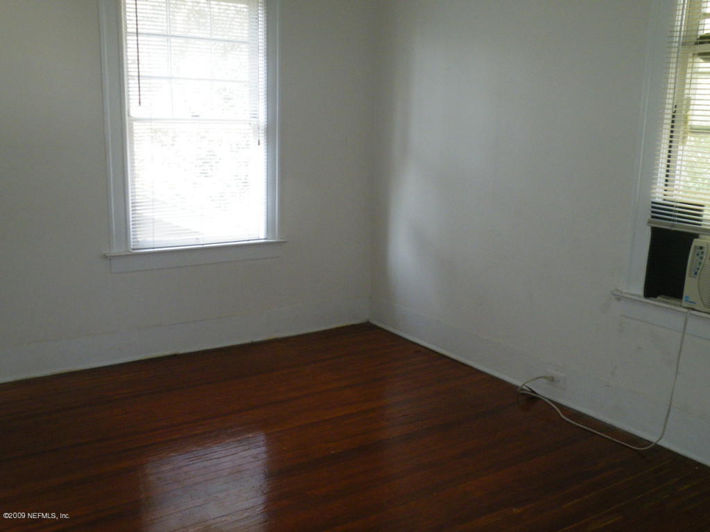 2533 POST ST, Jacksonville, FL 32204