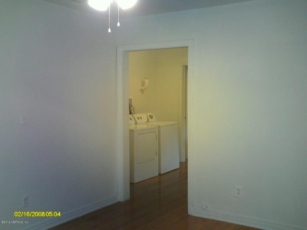 2136 COLLEGE ST, Jacksonville, FL 32204