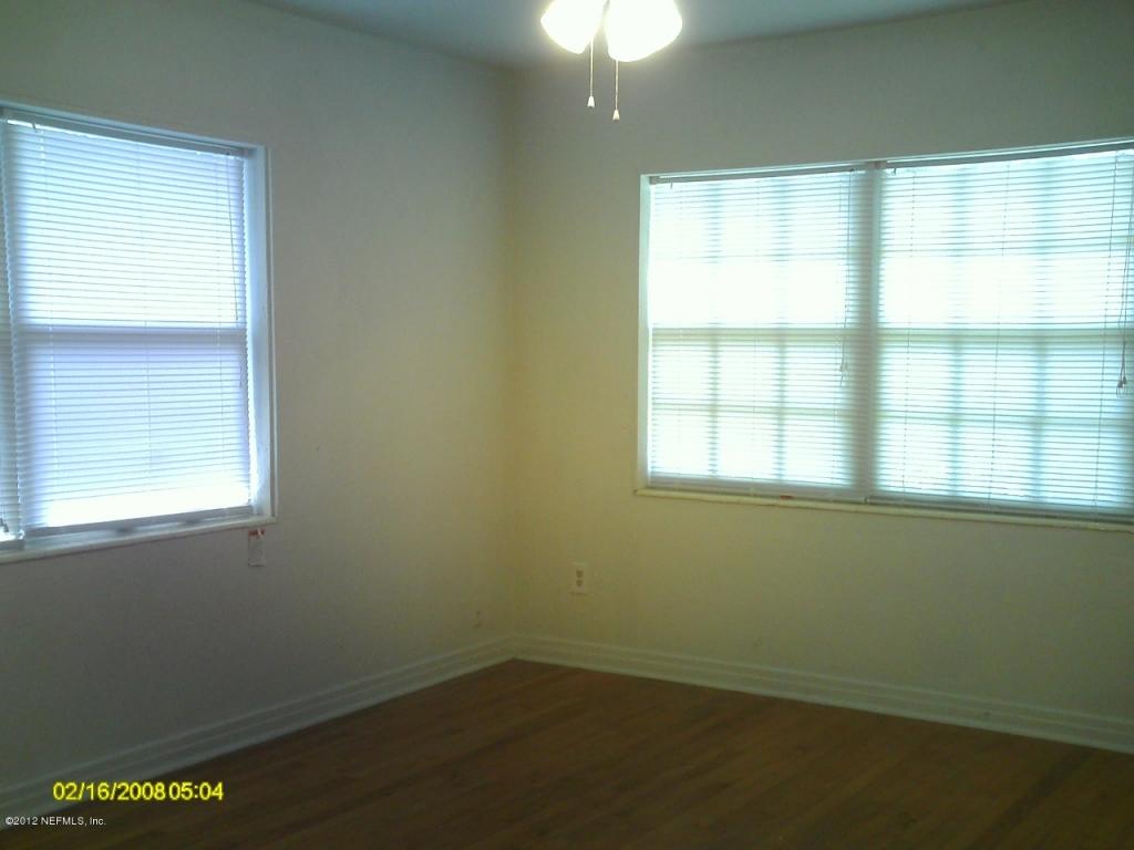 2136 COLLEGE ST, Jacksonville, FL 32204