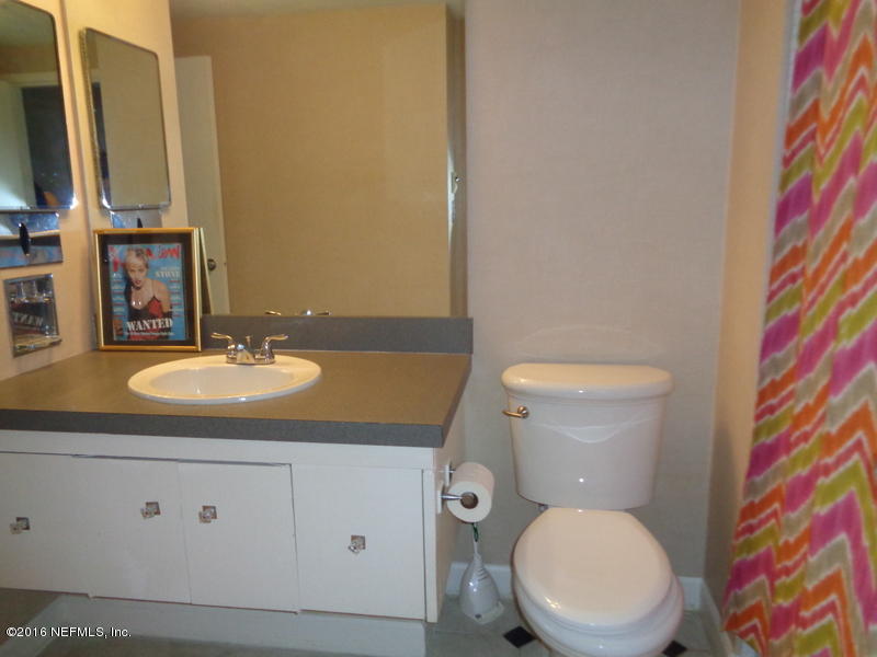 1560 LANCASTER TER, Jacksonville, FL 32204