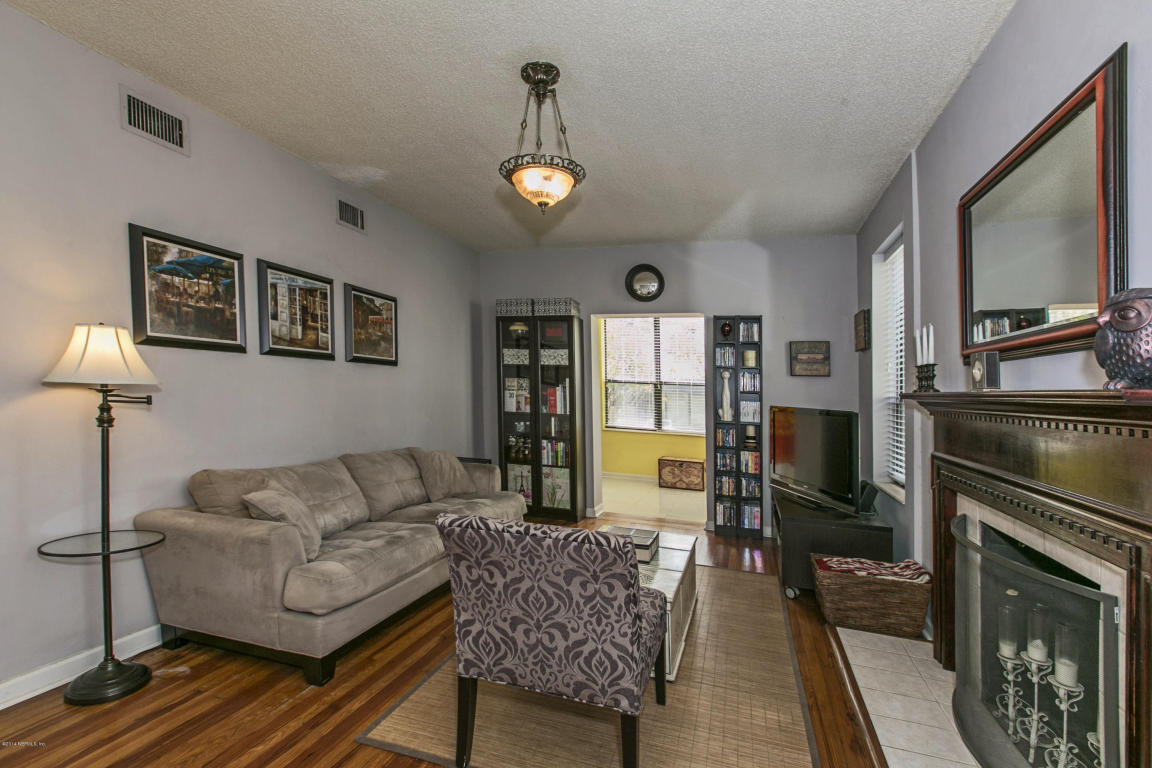 2545 OAK ST, Jacksonville, FL 32204