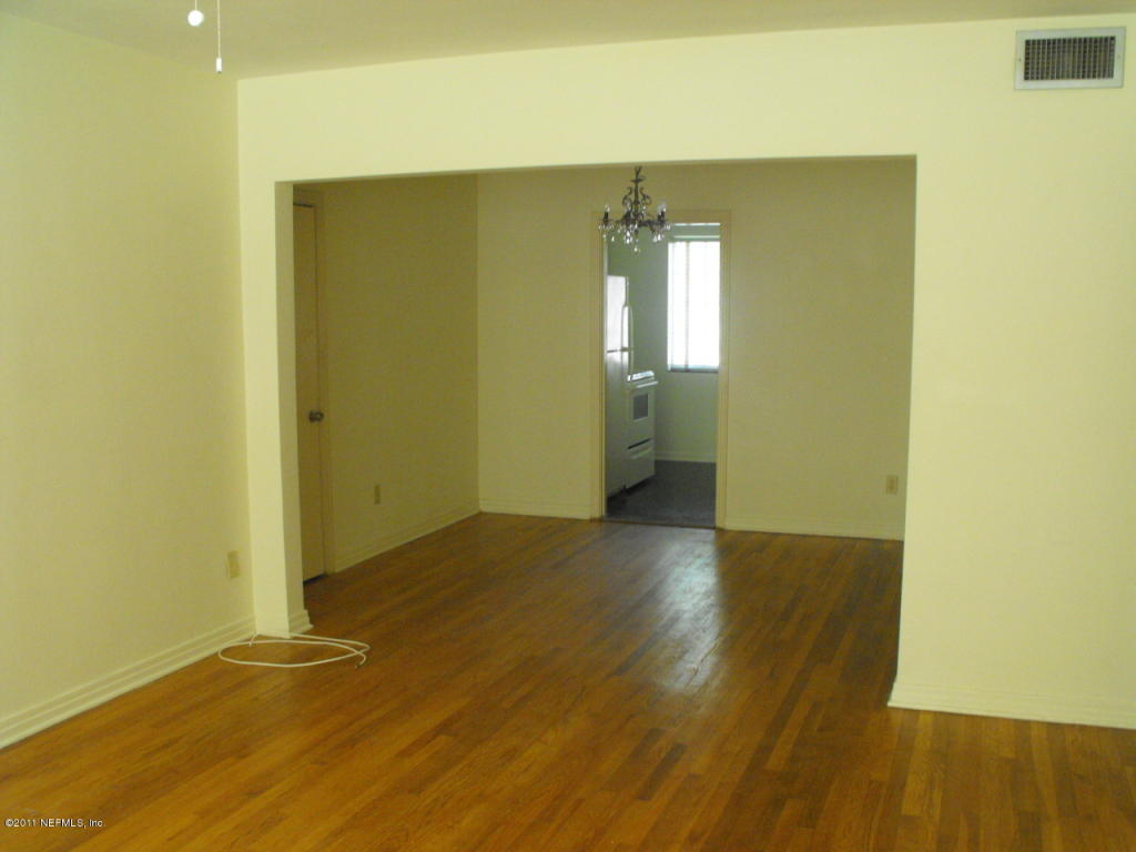 3637 OAK ST, Jacksonville, FL 32205
