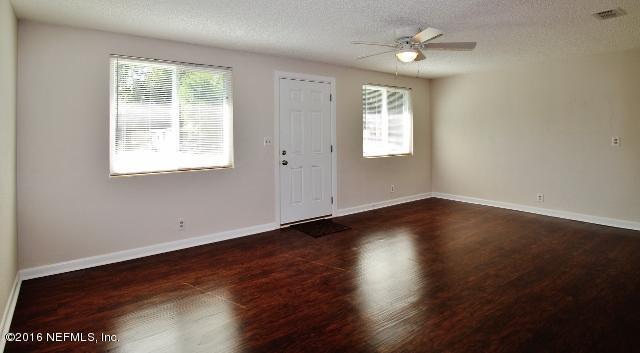 5151 ALPHA AVE, Jacksonville, FL 32205