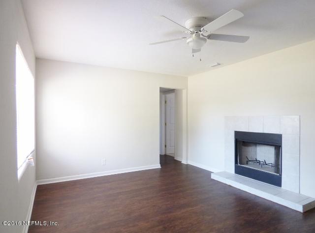 1040 LAKE SHORE BLVD, Jacksonville, FL 32205