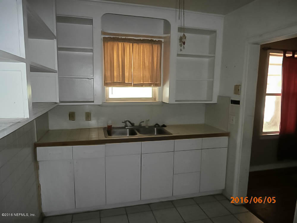 4762 POST ST, Jacksonville, FL 32205