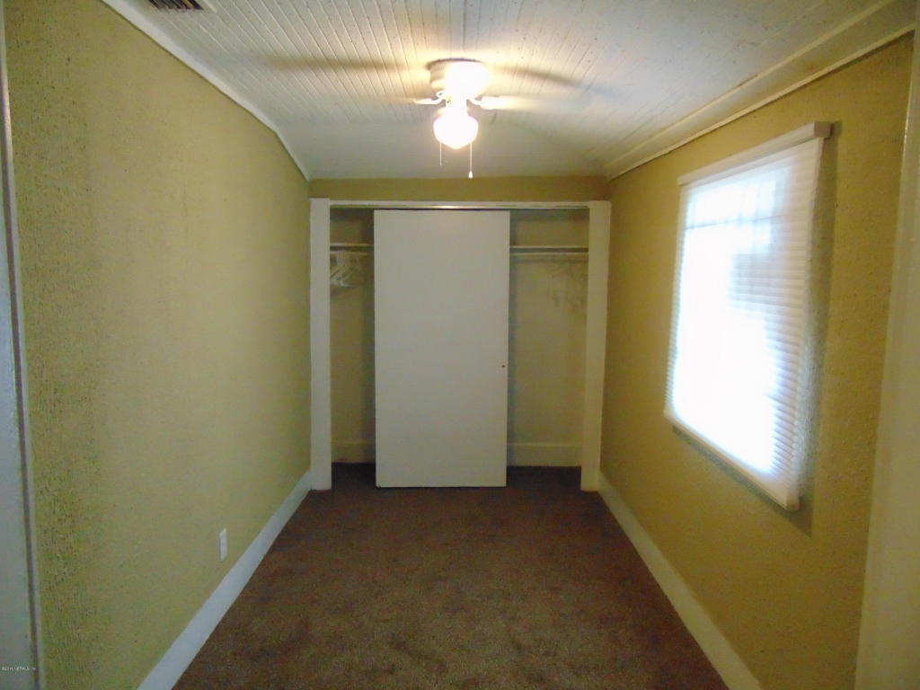 675 IVY ST, Jacksonville, FL 32206