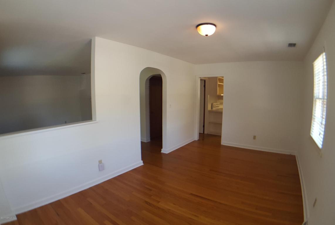1330 HARBOR OAKS RD, Jacksonville, FL 32207
