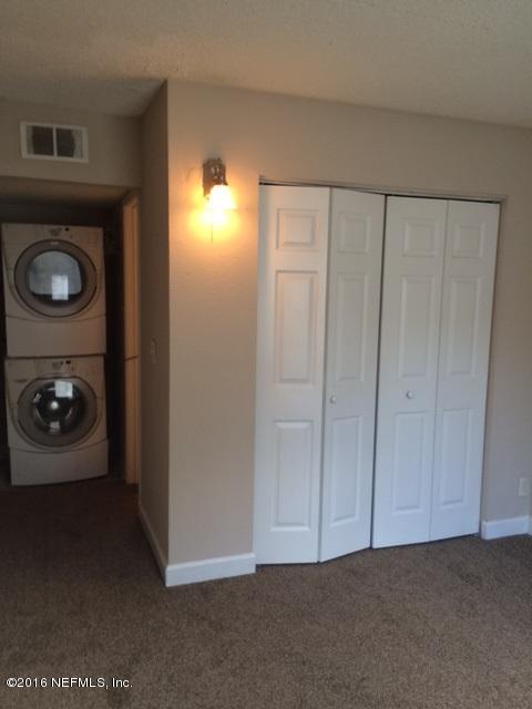 3952 ATLANTIC BLVD, Jacksonville, FL 32207