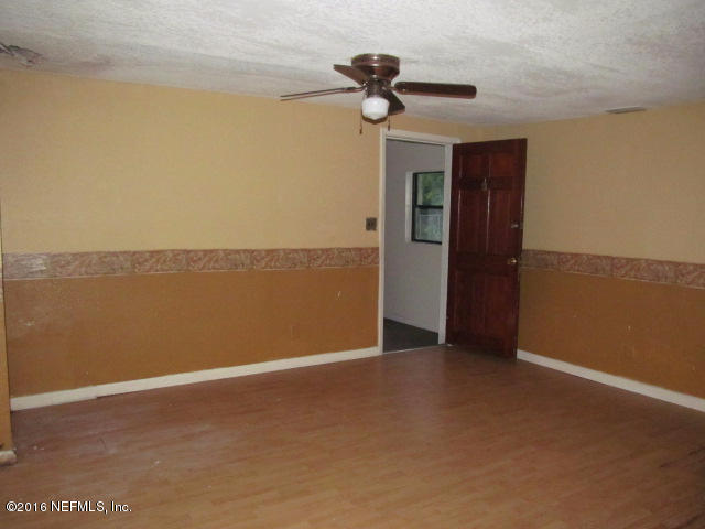 2027 CURRY LN, Jacksonville, FL 32207