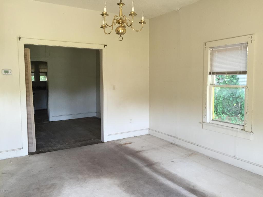 8708 1ST AVE, Jacksonville, FL 32208
