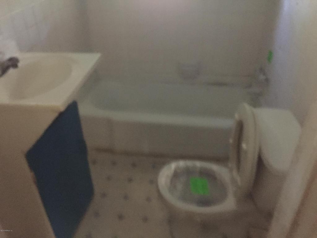 8708 1ST AVE, Jacksonville, FL 32208