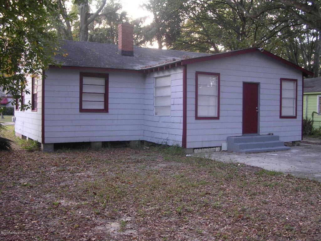 855 GARDENIA LN, Jacksonville, FL 32208