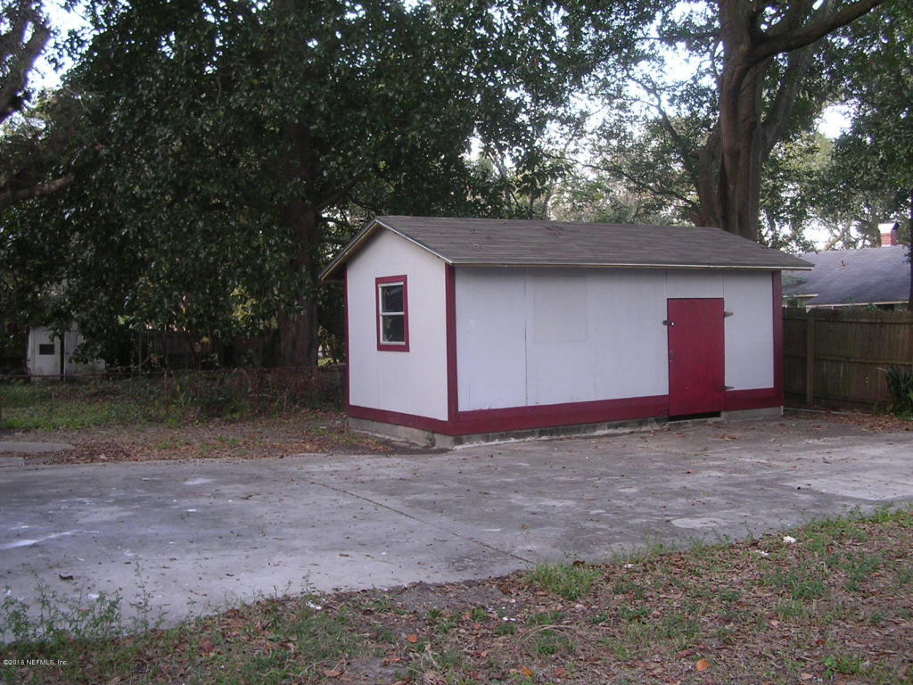 855 GARDENIA LN, Jacksonville, FL 32208